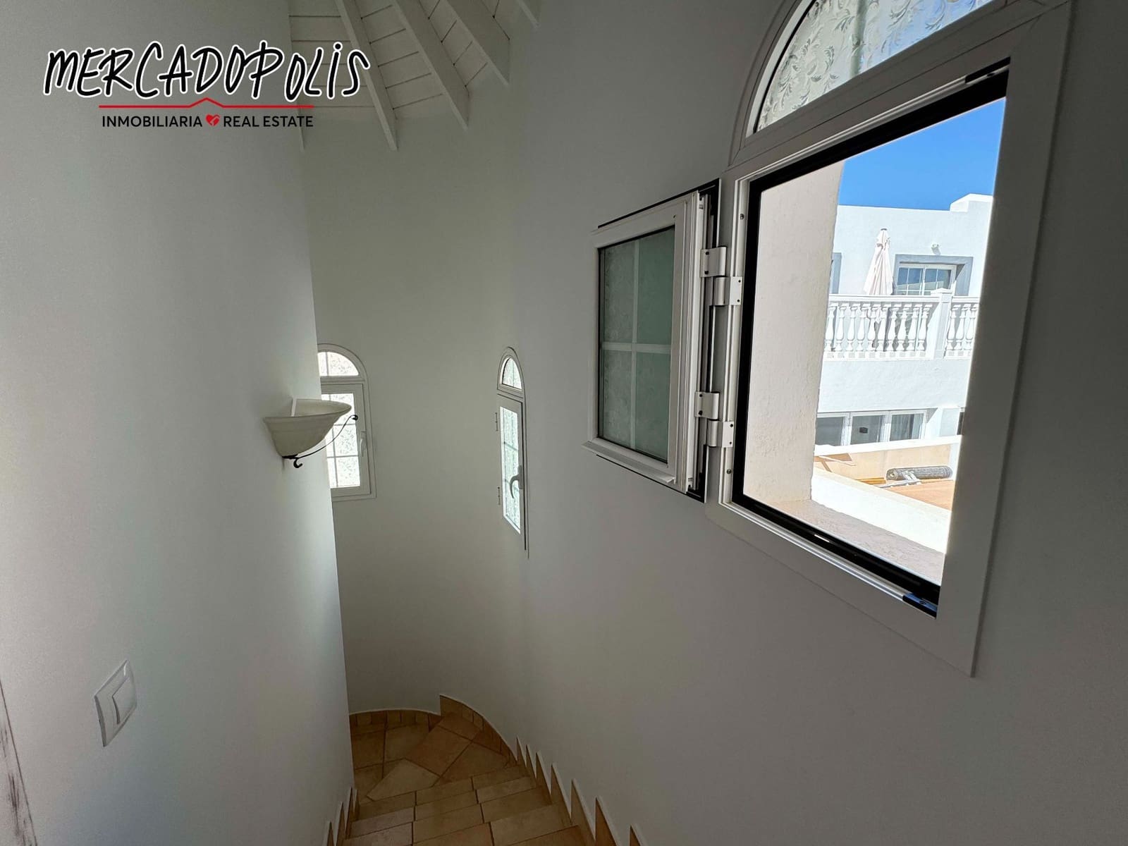 1 soveværelse Villa til salg i Caleta de Fuste med garage - € 245.000 (Ref: 8351854)