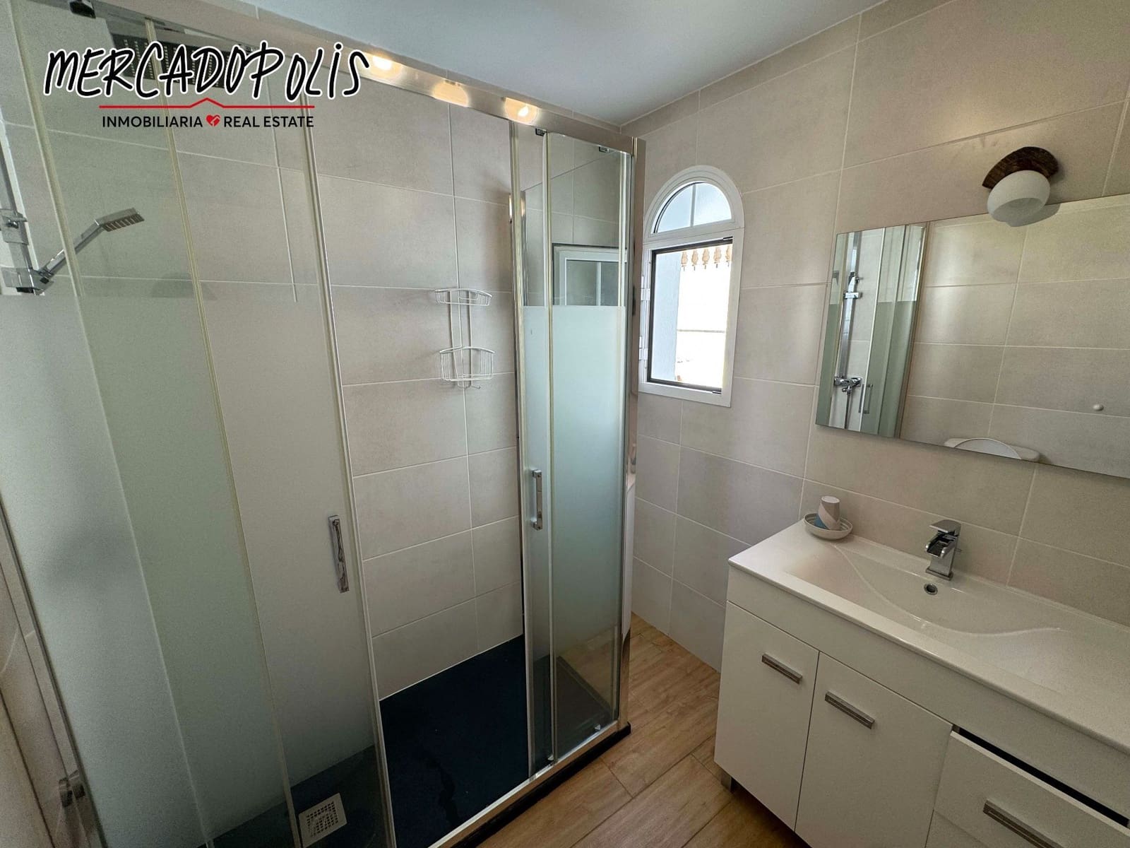 1 soveværelse Villa til salg i Caleta de Fuste med garage - € 245.000 (Ref: 8351854)