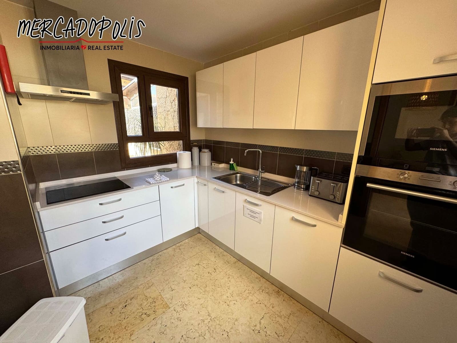 4 soveværelse Villa til salg i Corralejo med swimmingpool - € 499.000 (Ref: 8505550)