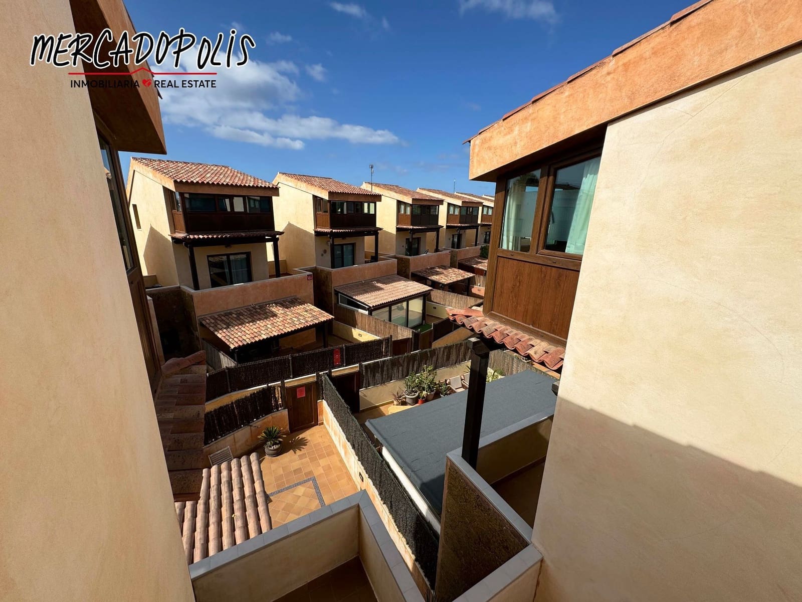 4 soveværelse Villa til salg i Corralejo med swimmingpool - € 499.000 (Ref: 8505550)