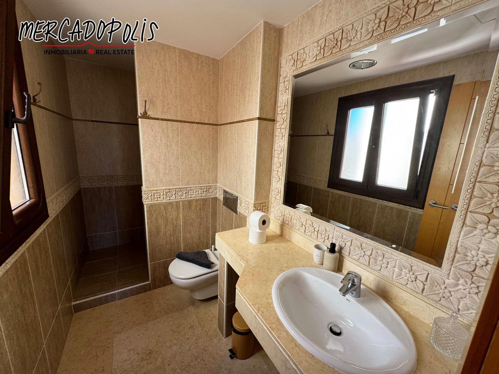 4 soveværelse Villa til salg i Corralejo med swimmingpool - € 499.000 (Ref: 8505550)