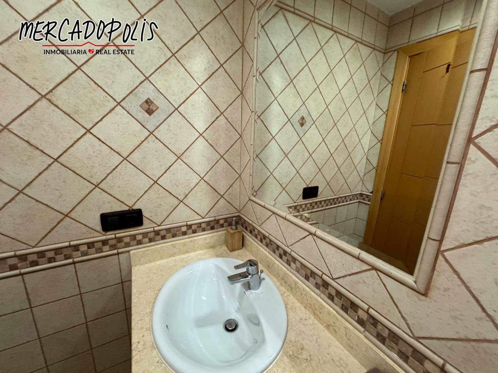 4 soveværelse Villa til salg i Corralejo med swimmingpool - € 499.000 (Ref: 8505550)