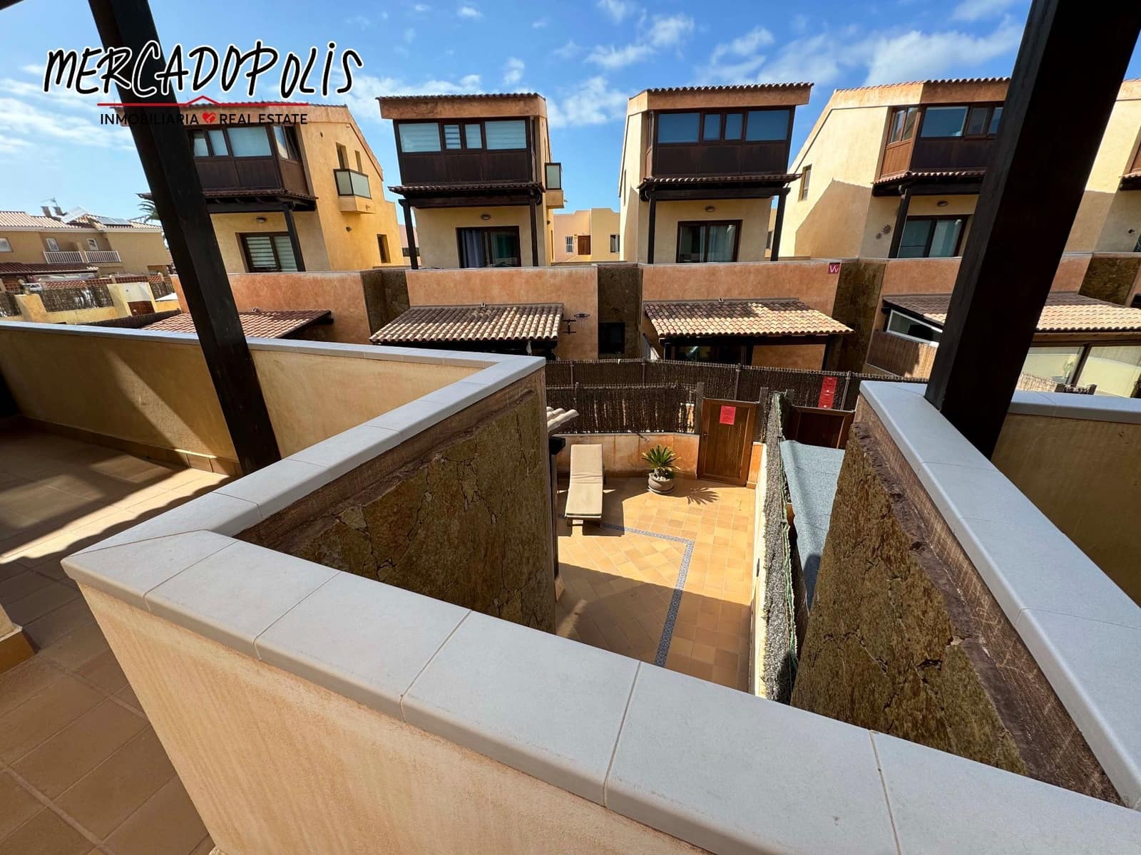 4 soveværelse Villa til salg i Corralejo med swimmingpool - € 499.000 (Ref: 8505550)