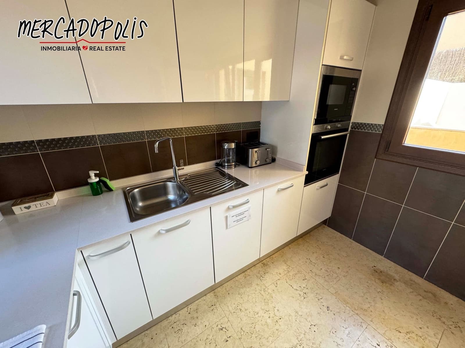 4 soveværelse Villa til salg i Corralejo med swimmingpool - € 499.000 (Ref: 8505550)