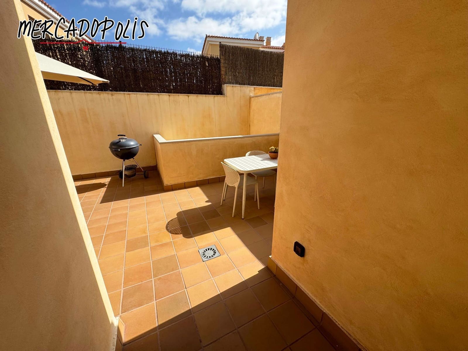 4 soveværelse Villa til salg i Corralejo med swimmingpool - € 499.000 (Ref: 8505550)