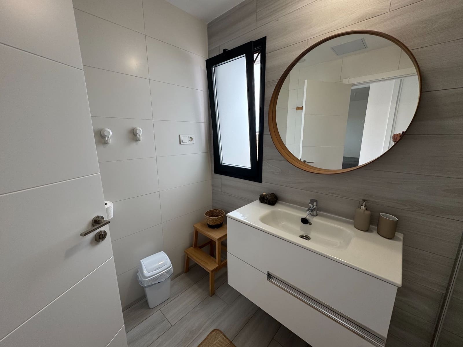 2 makuuhuone Asunto vuokrattavana paikassa Villaverde mukana uima-altaan 
autotalli - 2 000 € (Ref: 8552551)