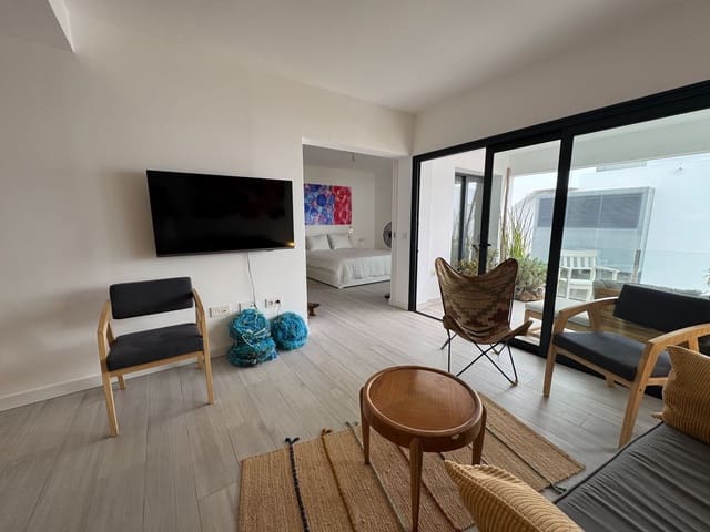 2 makuuhuone Asunto vuokrattavana paikassa Villaverde, La Oliva mukana uima-altaan 
autotalli - 2 000 € (Ref: 8552551)