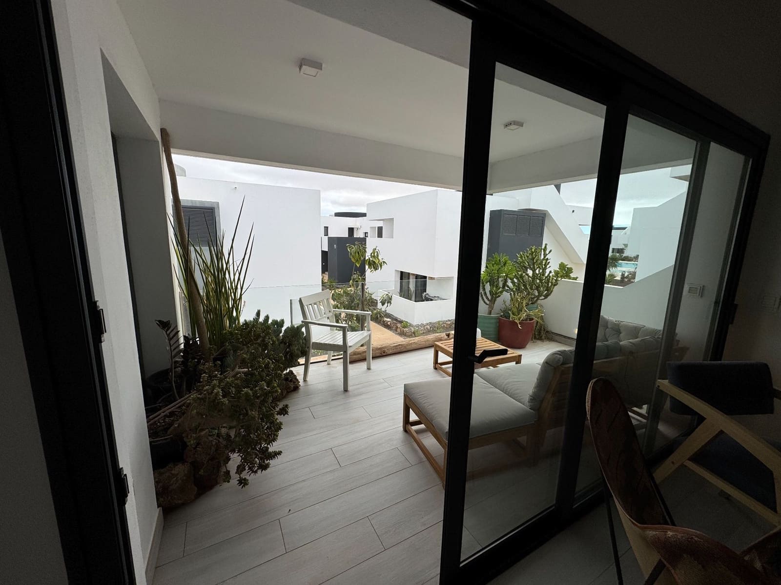 2 makuuhuone Asunto vuokrattavana paikassa Villaverde mukana uima-altaan 
autotalli - 2 000 € (Ref: 8552551)