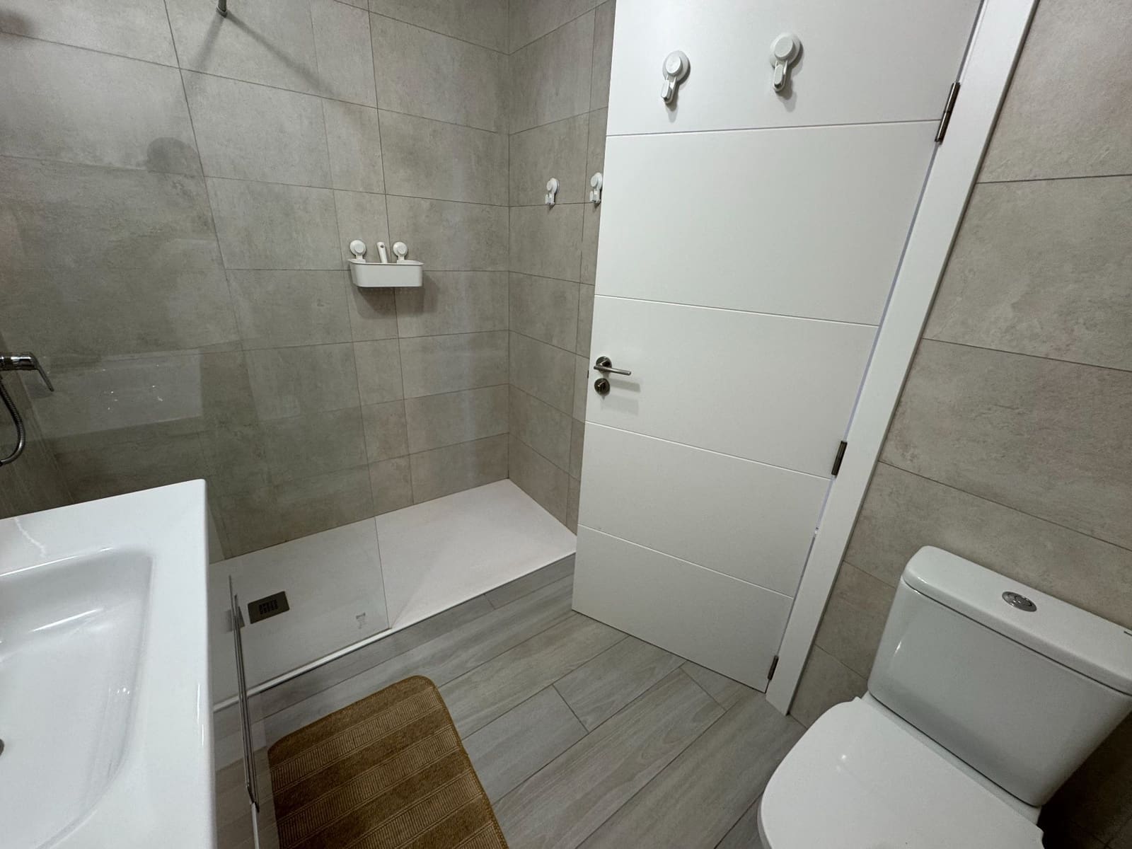 2 makuuhuone Asunto vuokrattavana paikassa Villaverde mukana uima-altaan 
autotalli - 2 000 € (Ref: 8552551)