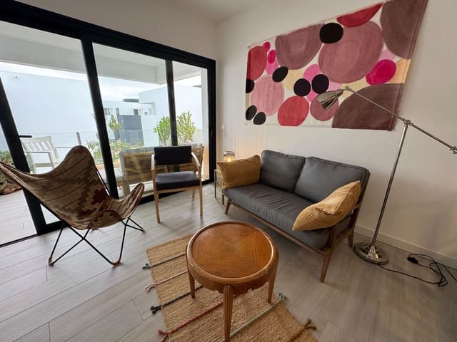 2 makuuhuone Asunto vuokrattavana paikassa Villaverde, La Oliva mukana uima-altaan 
autotalli - 2 000 € (Ref: 8552551)