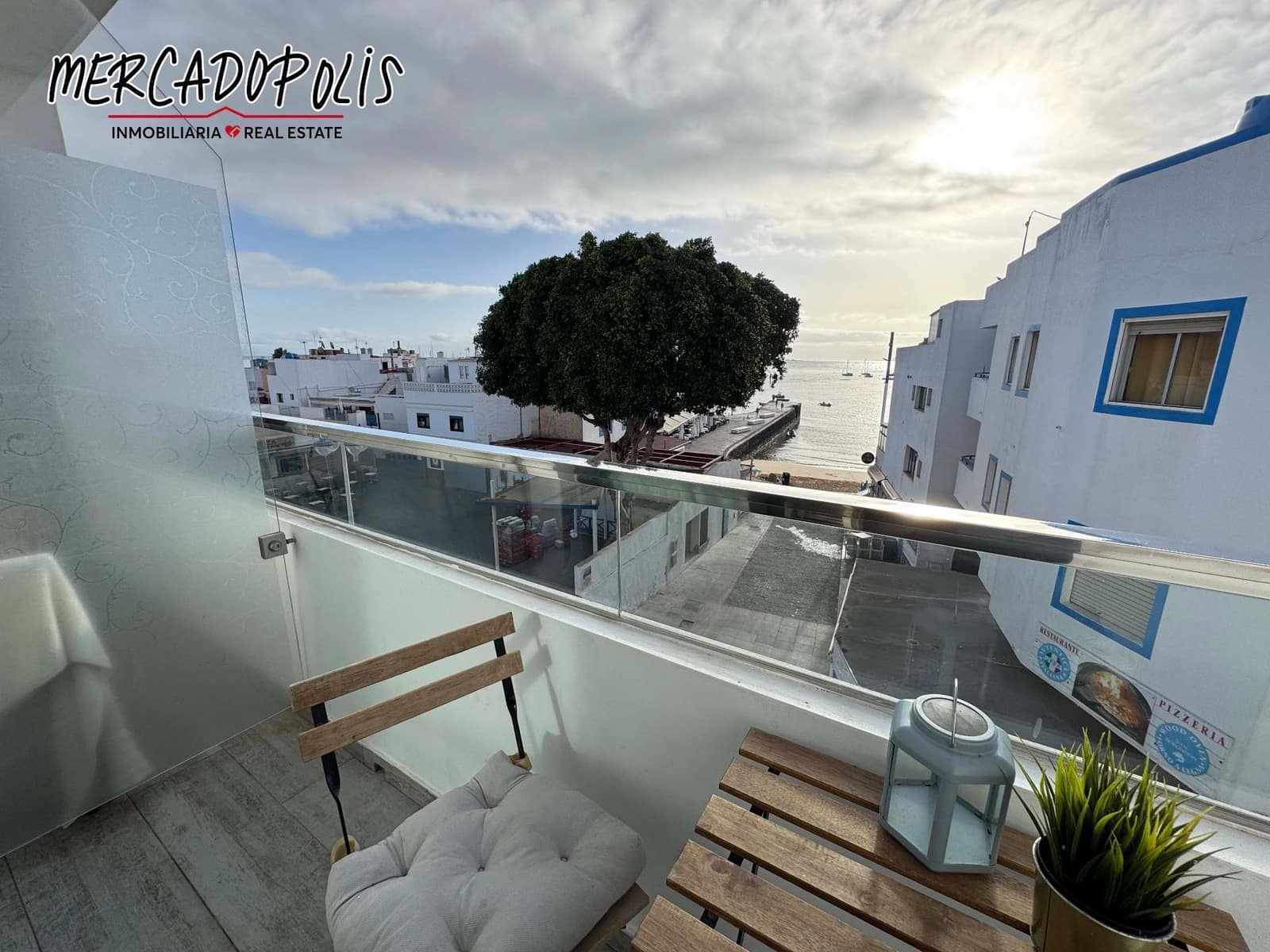 4 sovrum Lägenhet till salu i Corralejo - 950 000 € (Ref: 8579444)