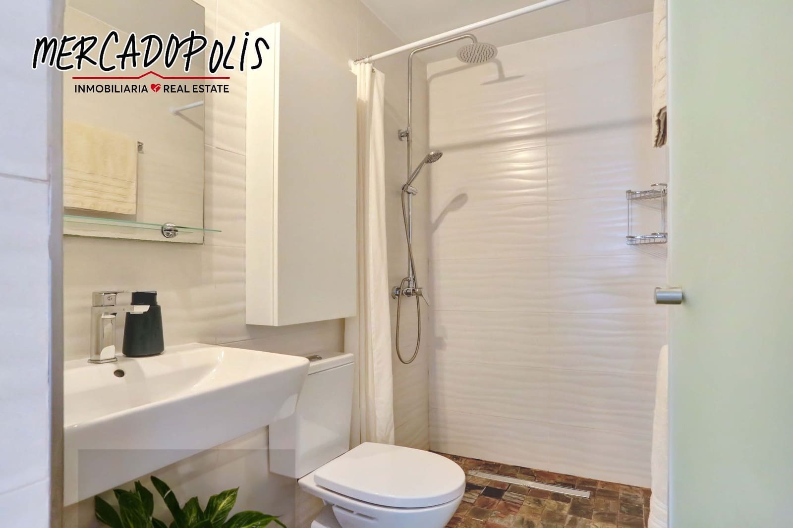 4 sovrum Lägenhet till salu i Corralejo - 950 000 € (Ref: 8579444)