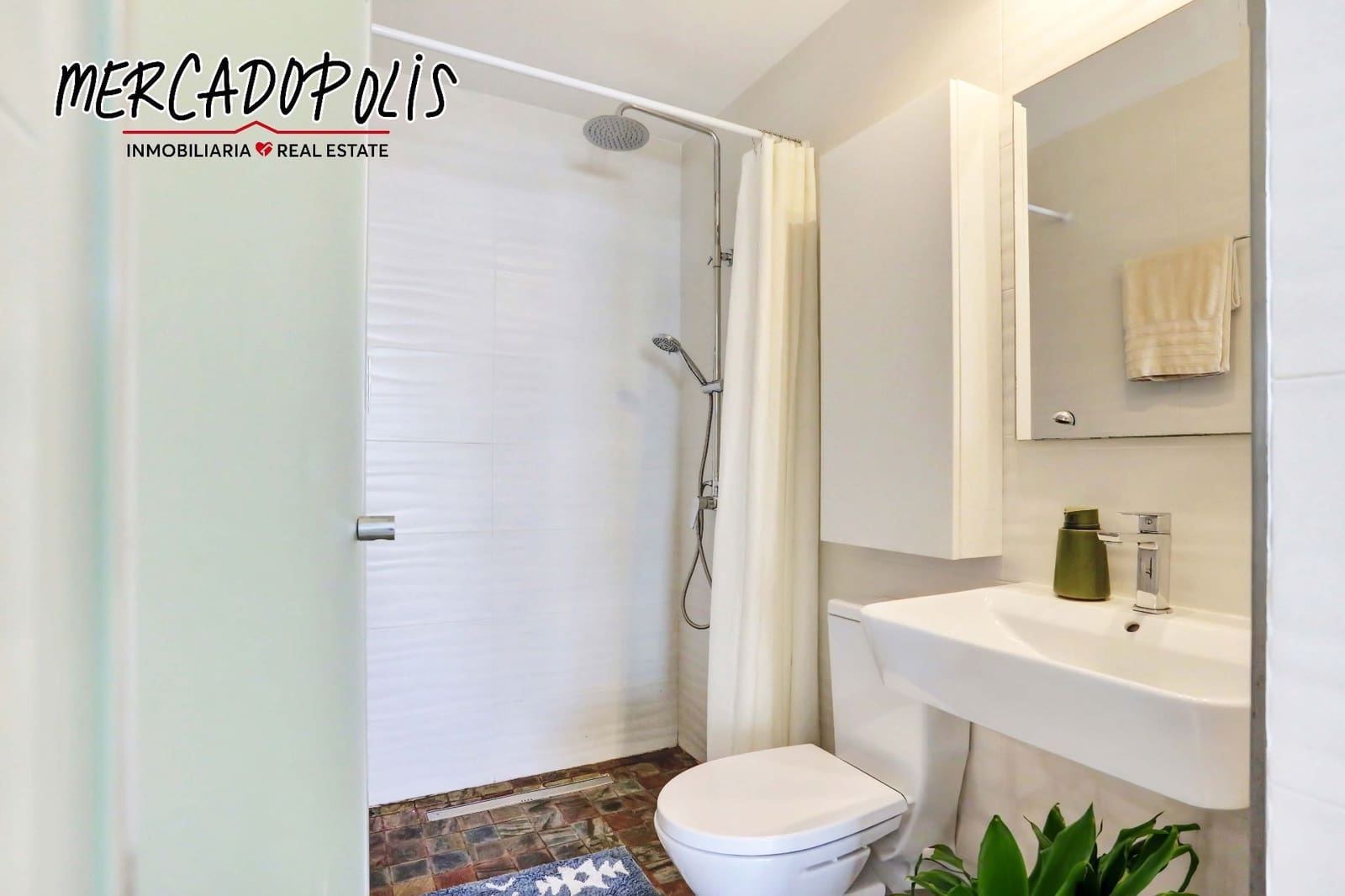 4 sovrum Lägenhet till salu i Corralejo - 950 000 € (Ref: 8579444)