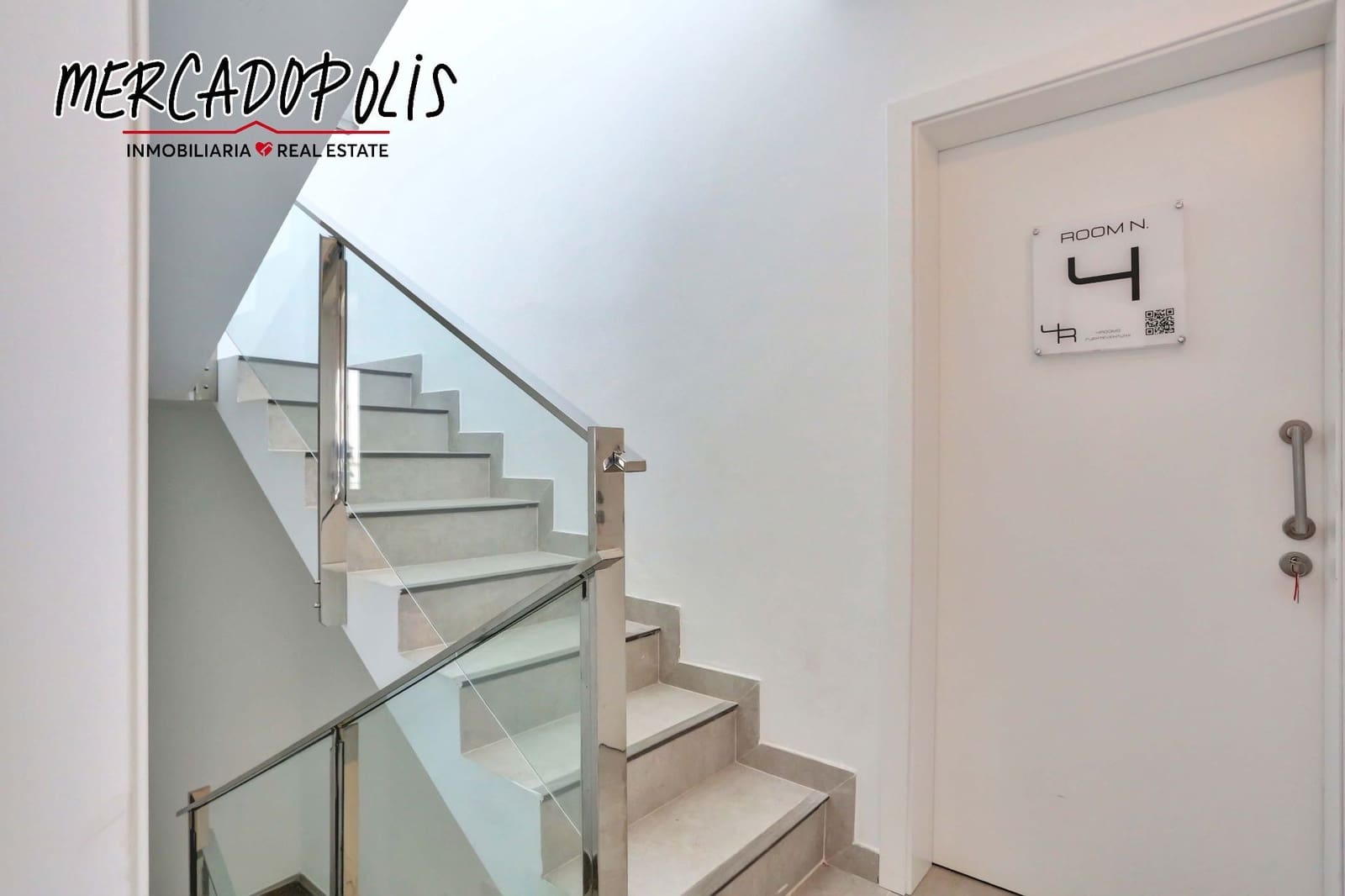 4 sovrum Lägenhet till salu i Corralejo - 950 000 € (Ref: 8579444)