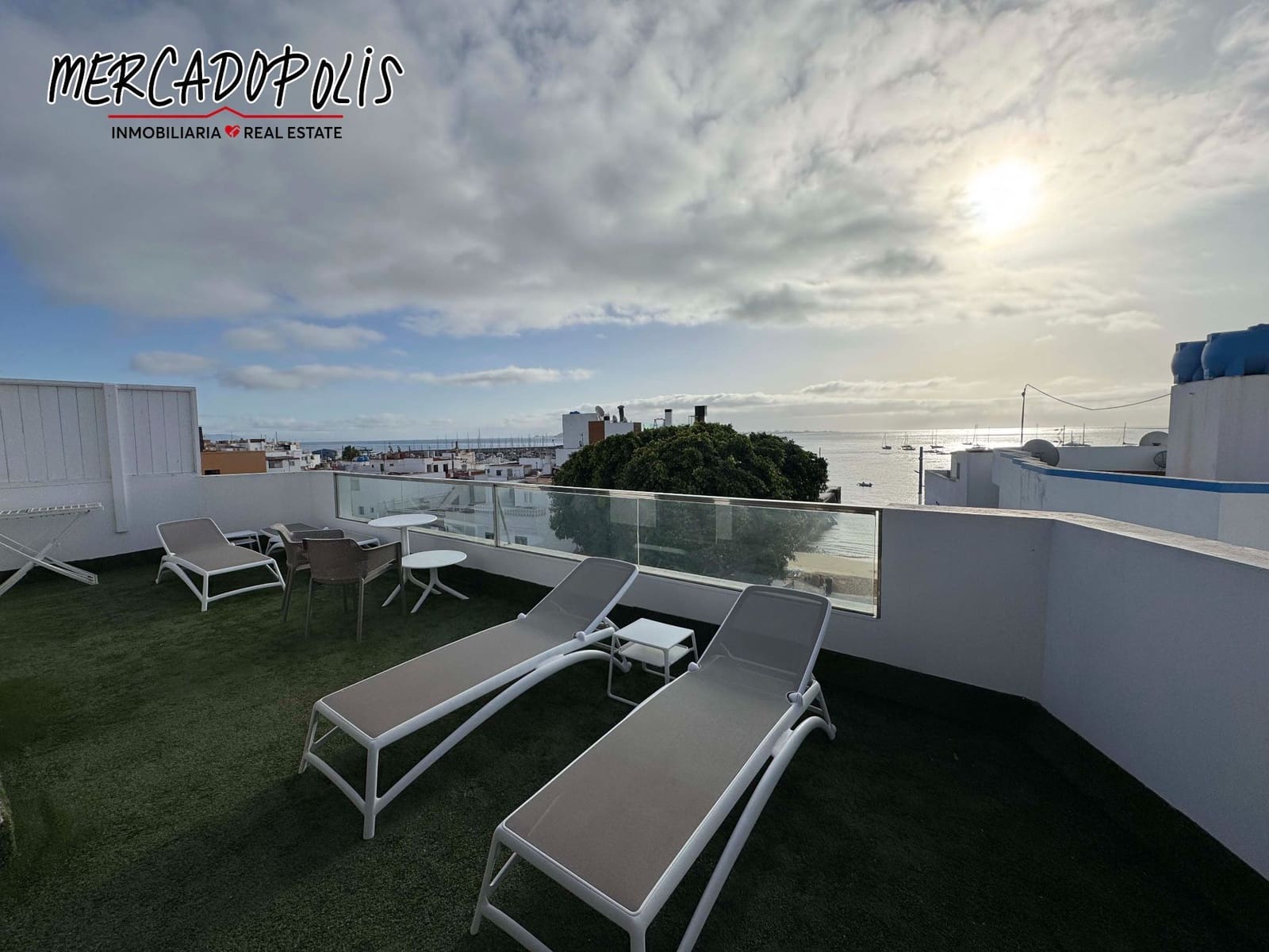 4 sovrum Lägenhet till salu i Corralejo - 950 000 € (Ref: 8579444)