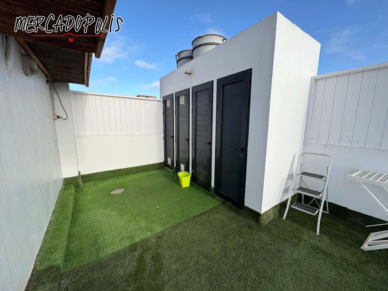 4 sovrum Lägenhet till salu i Corralejo - 950 000 € (Ref: 8579444)