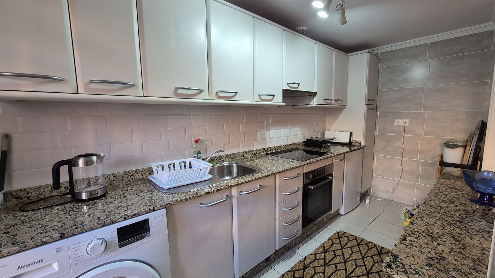 2 bedroom Apartment for rent in Corralejo with pool - € 1,800 (Ref: 8789756)