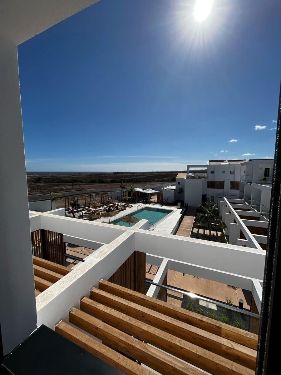 1 soveværelse Byhus til leje i Parque Holandes med swimmingpool - € 1.850 (Ref: 8879399)