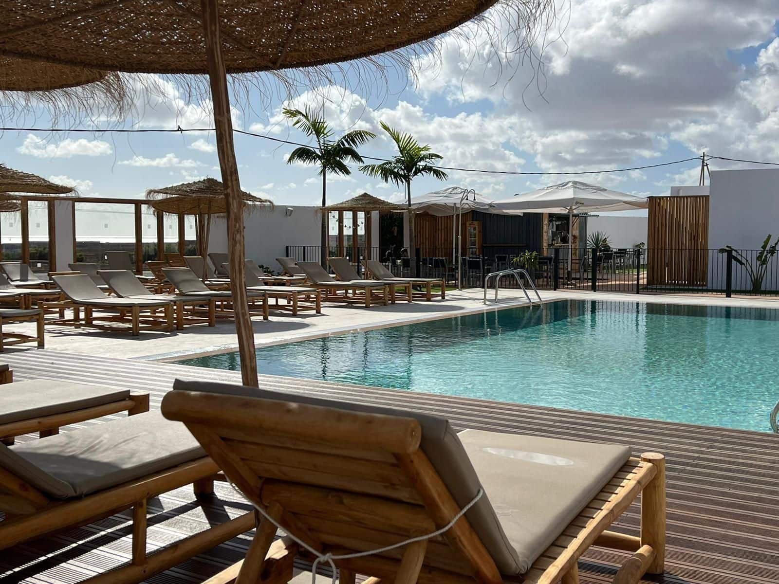 1 soveværelse Byhus til leje i Parque Holandes med swimmingpool - € 1.850 (Ref: 8879399)