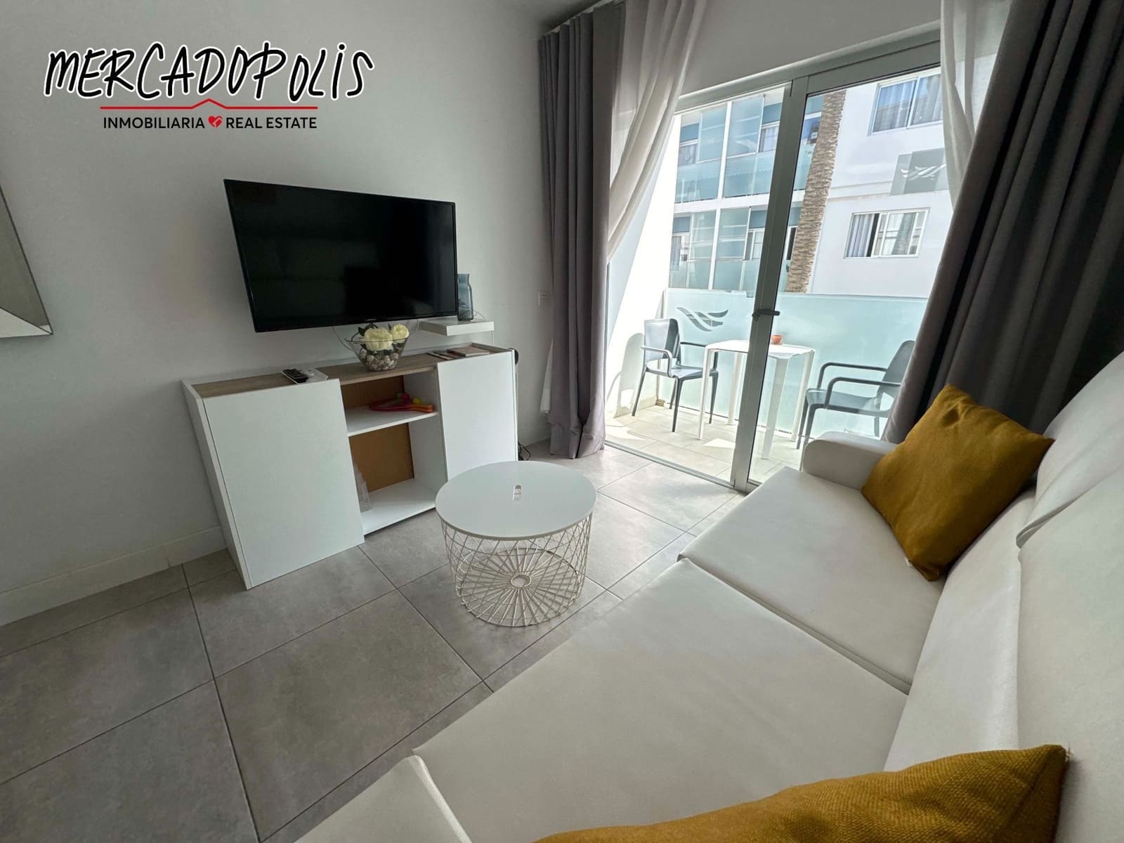 1 soveværelse Lejlighed til leje i Corralejo med swimmingpool - € 1.550 (Ref: 8901786)