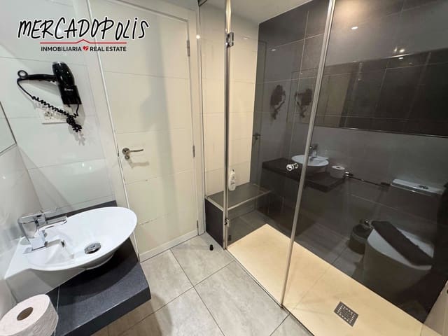 1 bedroom Apartment for rent in Corralejo, La Oliva with pool - € 1,550 (Ref: 8901786)