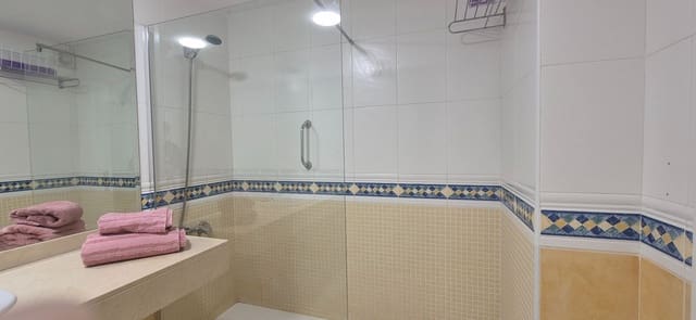 1 bedroom Apartment for rent in Corralejo, La Oliva with pool - € 1,400 (Ref: 8916489)