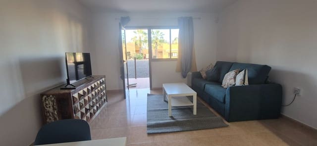 1 bedroom Apartment for rent in Corralejo, La Oliva with pool - € 1,400 (Ref: 8916489)