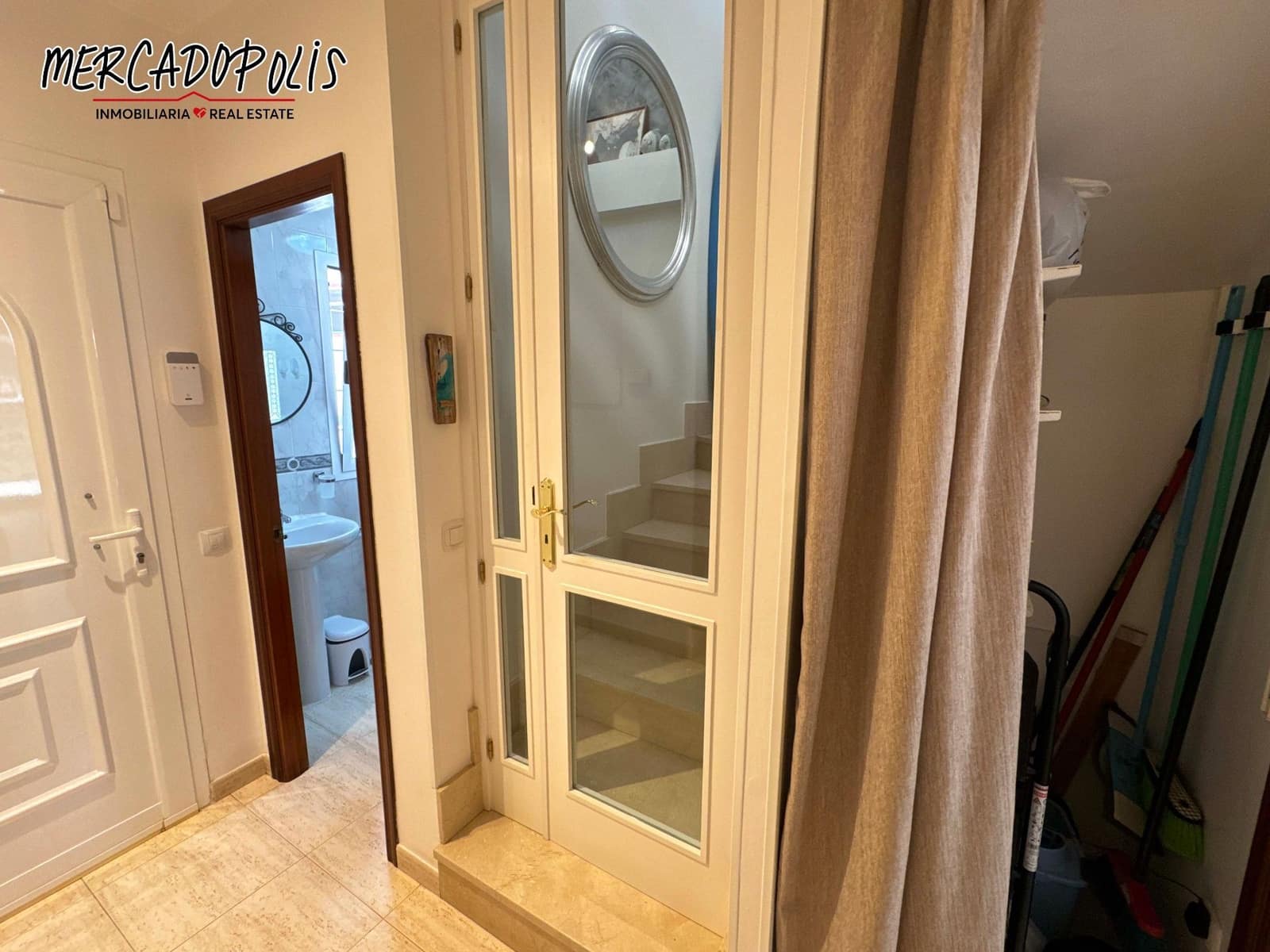 2 soveværelse Semi-Rækkehus til salg i Corralejo med swimmingpool garage - € 350.000 (Ref: 9116611)