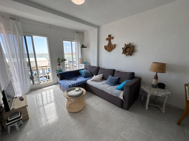 2 bedroom Apartment for rent in Corralejo, La Oliva - € 1,800 (Ref: 9232280)