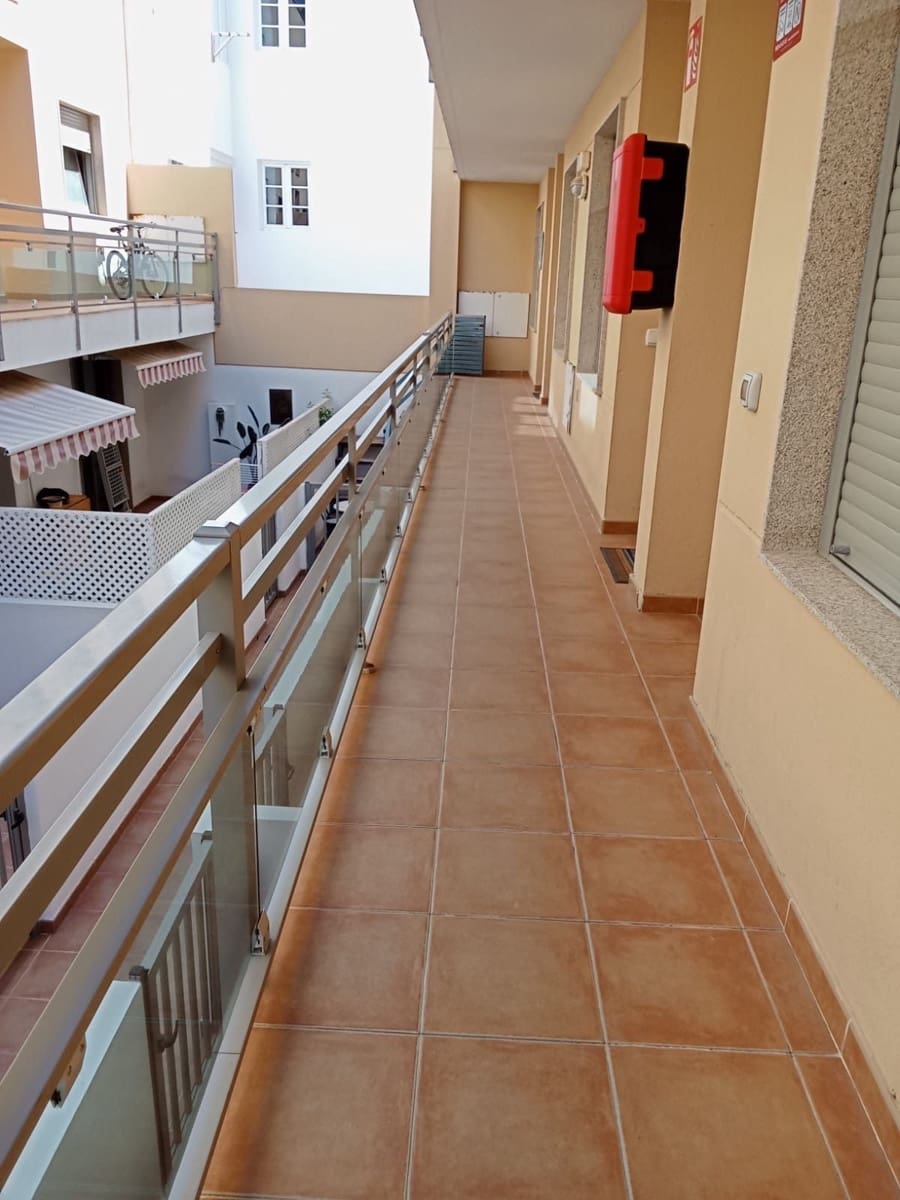 1 makuuhuone Huoneisto vuokrattavana paikassa Corralejo mukana 
autotalli - 1 400 € (Ref: 9344340)