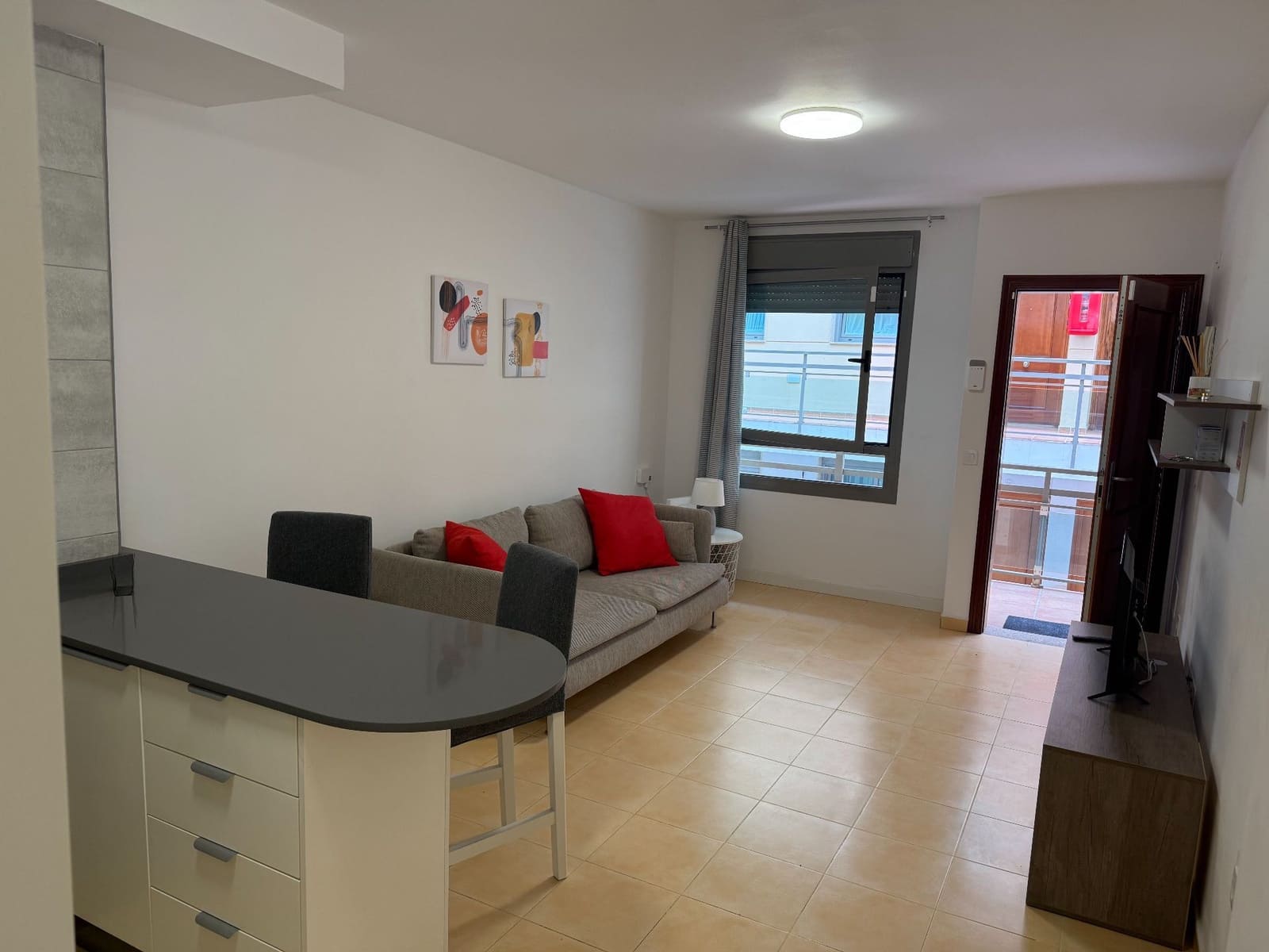 1 makuuhuone Huoneisto vuokrattavana paikassa Corralejo mukana 
autotalli - 1 400 € (Ref: 9344340)