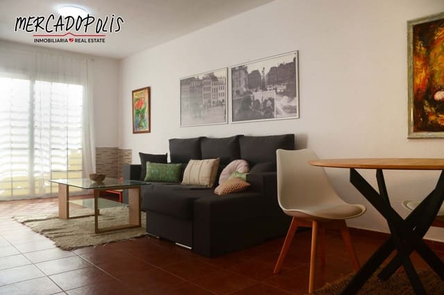 3 soverom Hus til salgs i Caleta de Fuste, Antigua med svømmebasseng - € 257 000 (Ref: 9543048)