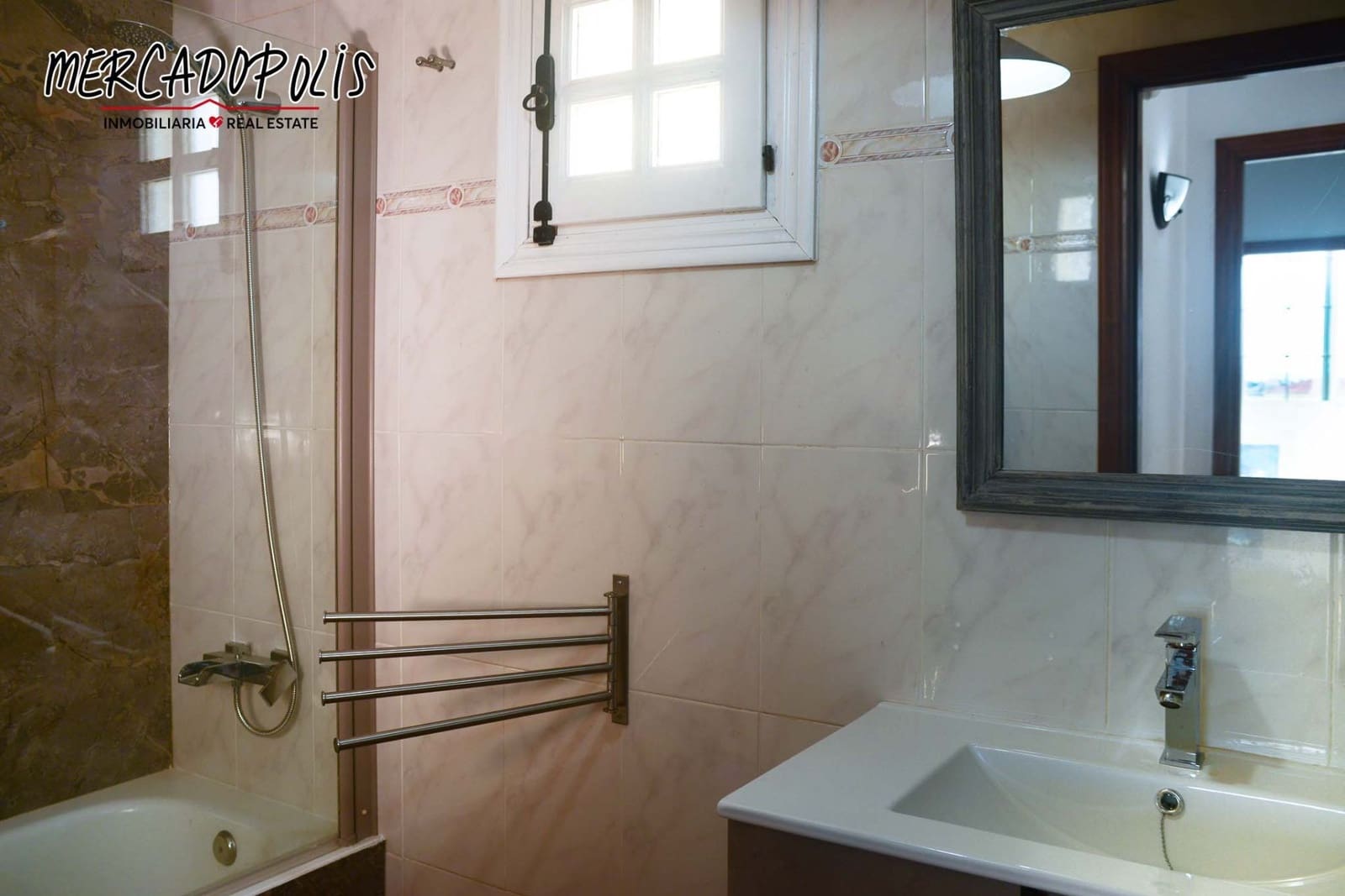 3 camera da letto Casa in vendita in Caleta de Fuste con piscina - 257.000 € (Rif: 9543048)