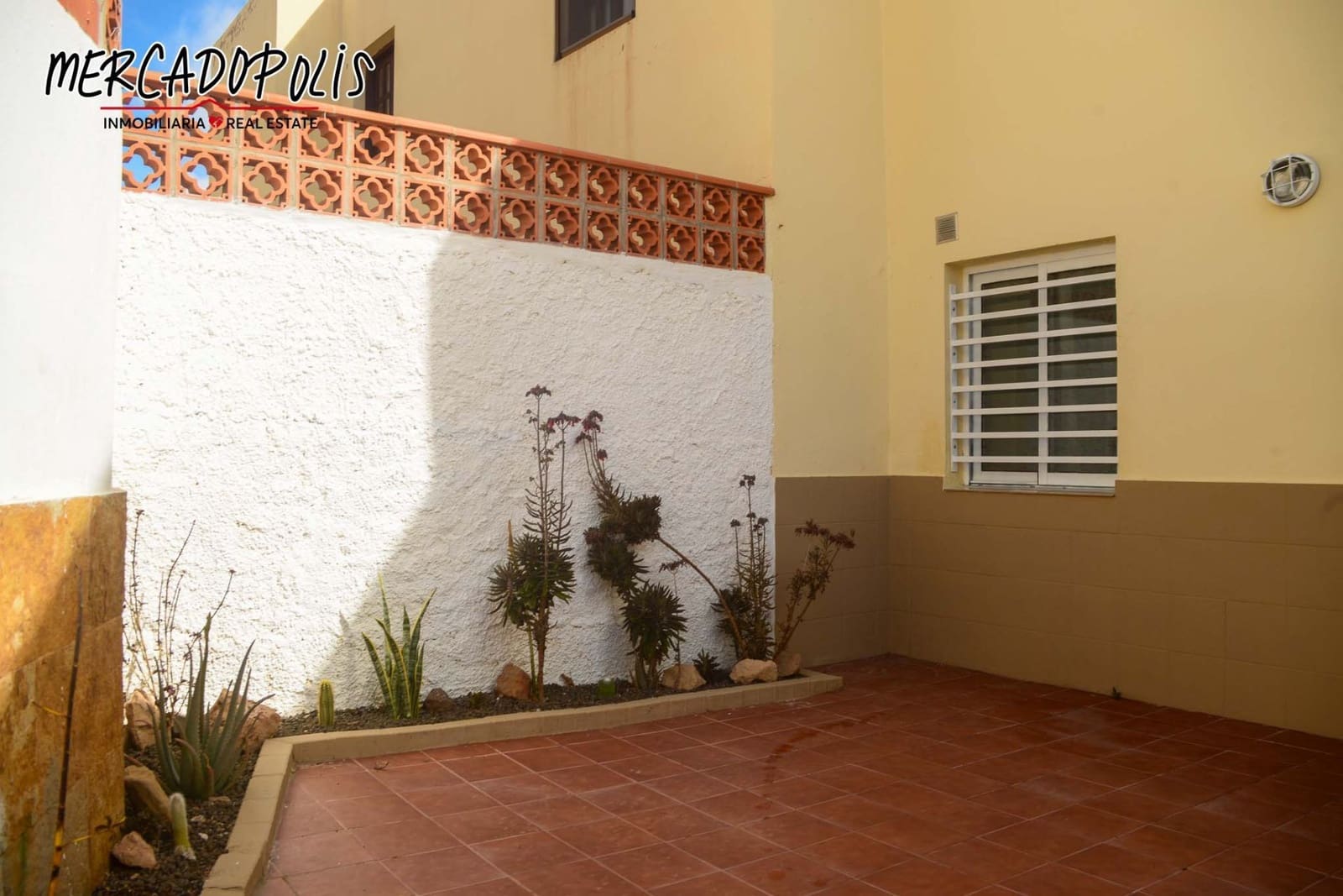 3 camera da letto Casa in vendita in Caleta de Fuste con piscina - 257.000 € (Rif: 9543048)