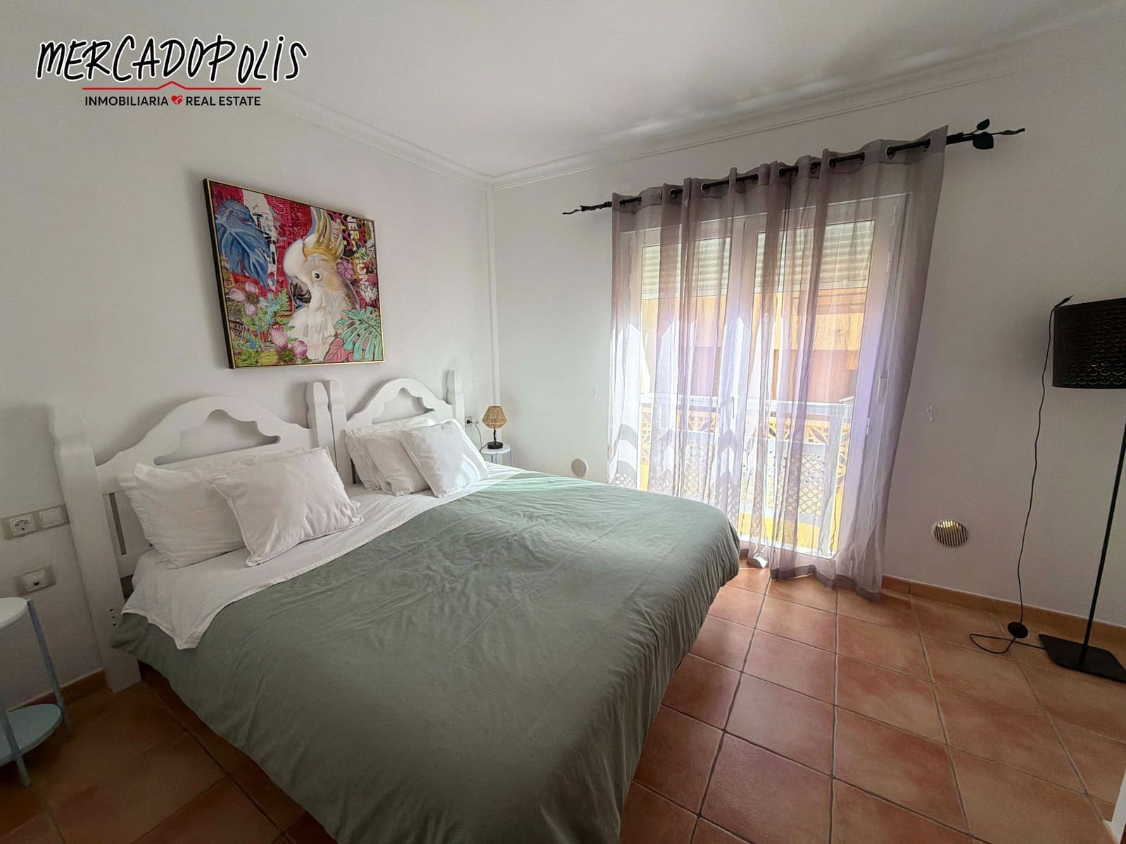 Pareado de 3 habitaciones en Corralejo en alquiler con piscina - 2.500 € (Ref: 9547597)