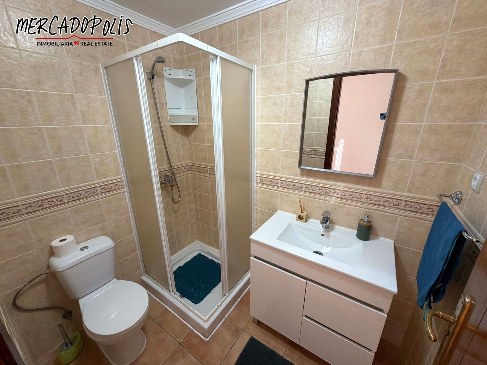 Pareado de 3 habitaciones en Corralejo en alquiler con piscina - 2.500 € (Ref: 9547597)