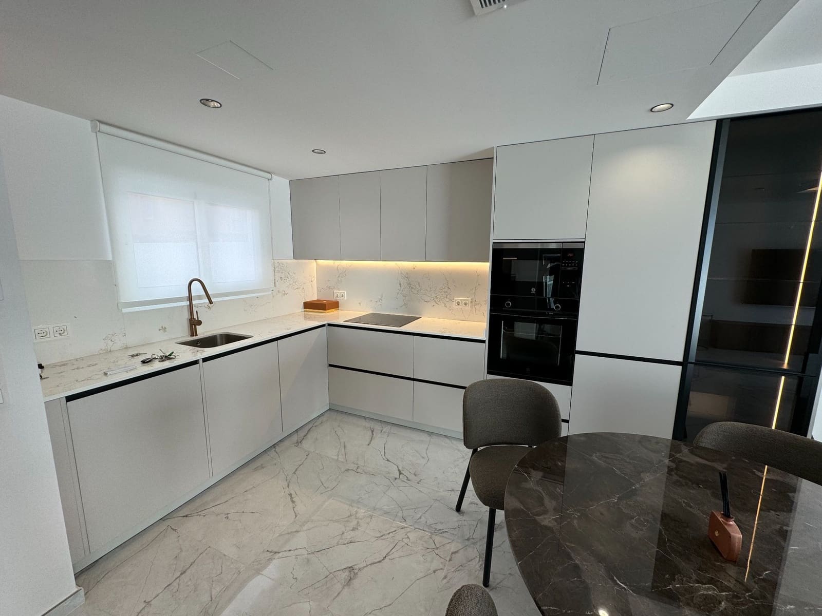 3 sovrum Villa till salu i Corralejo med pool garage - 450 000 € (Ref: 9607197)