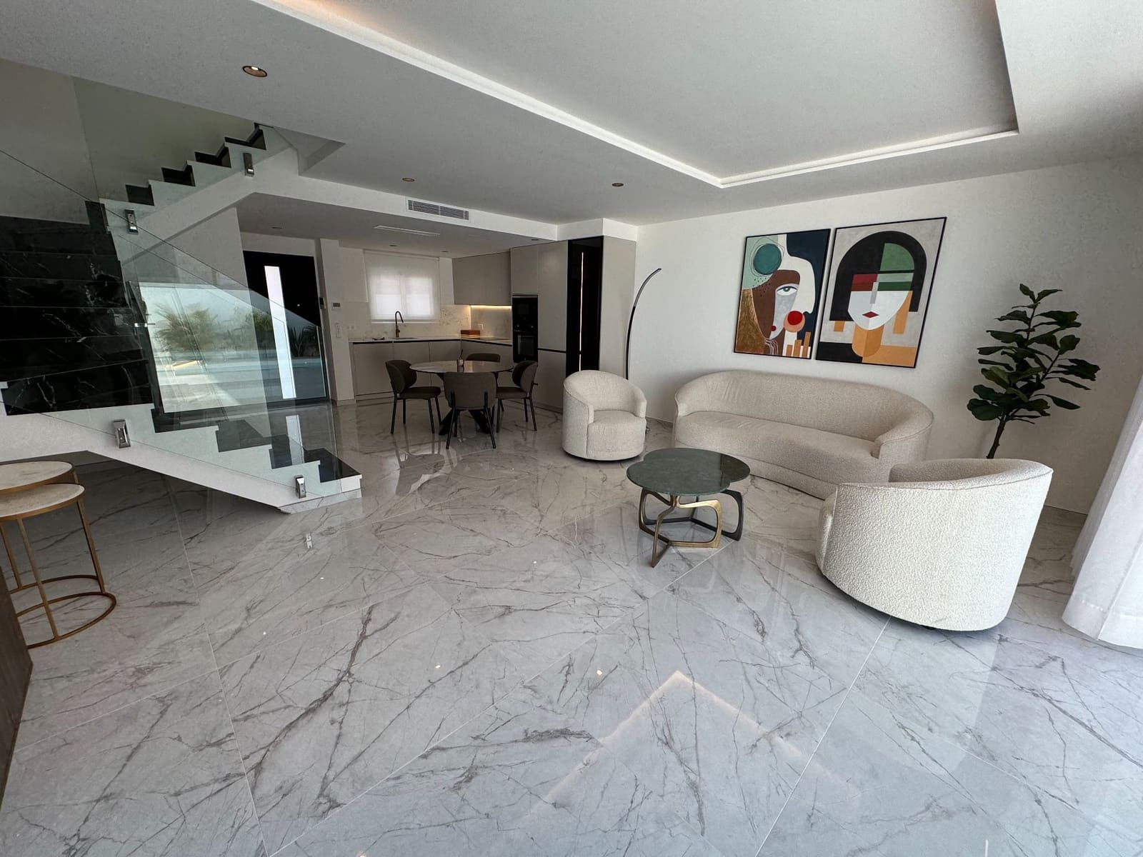 3 sovrum Villa till salu i Corralejo med pool garage - 450 000 € (Ref: 9607197)