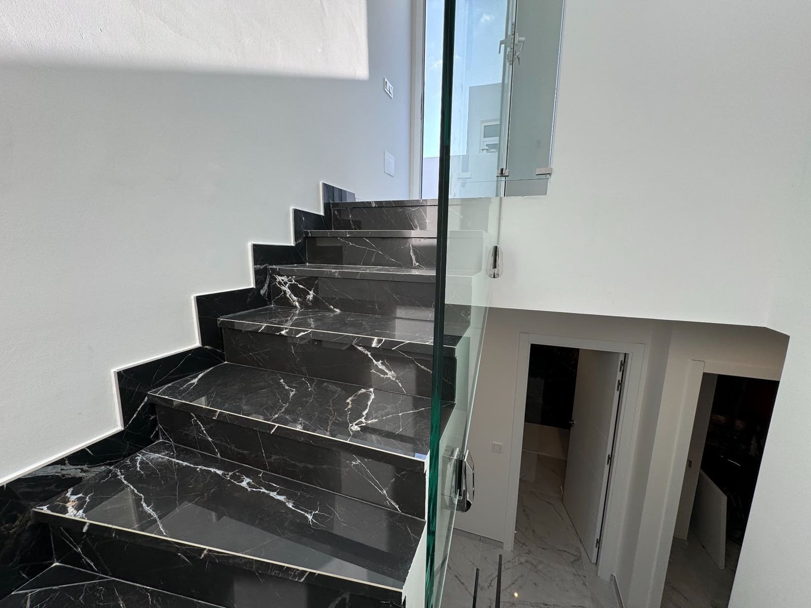 3 sovrum Villa till salu i Corralejo med pool garage - 450 000 € (Ref: 9607197)