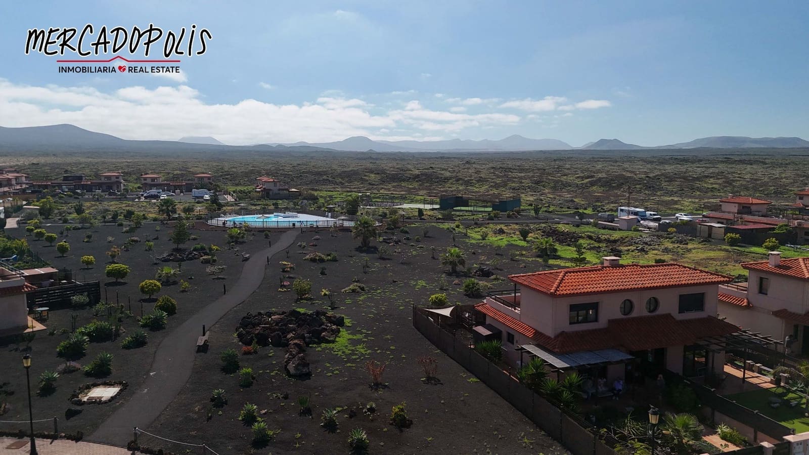 3 sypialnia Willa na sprzedaż w Lajares z basenem - 330 000 € (Ref: 9620766)