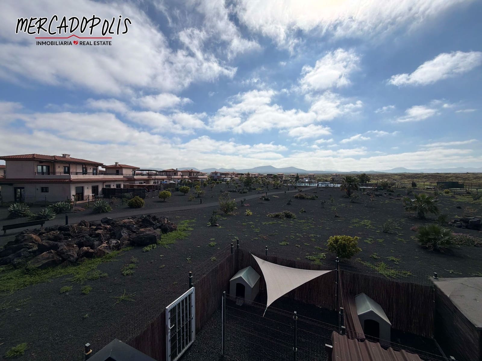 3 sypialnia Willa na sprzedaż w Lajares z basenem - 330 000 € (Ref: 9620766)