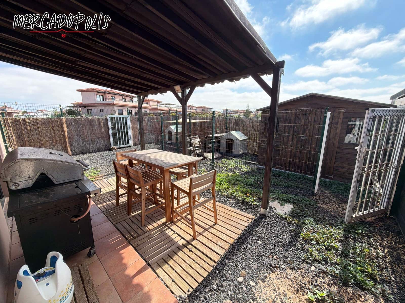 3 sypialnia Willa na sprzedaż w Lajares z basenem - 330 000 € (Ref: 9620766)