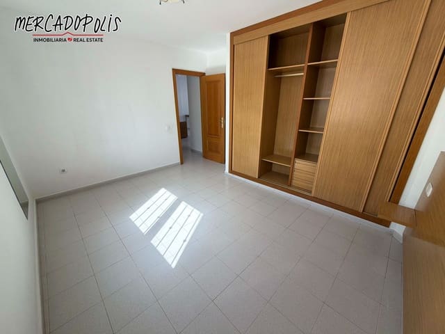 2 soverom Leilighet til salgs i Corralejo, La Oliva - € 240 000 (Ref: 9627197)