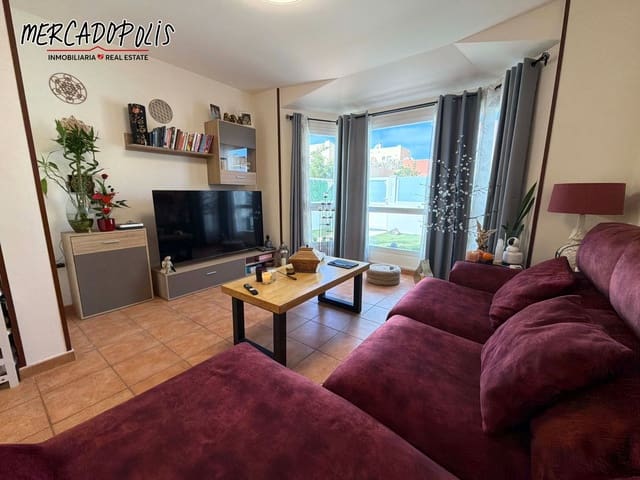 3 soverom Kjedet enebolig til salgs i Corralejo, La Oliva med garasje - € 415 000 (Ref: 9629620)