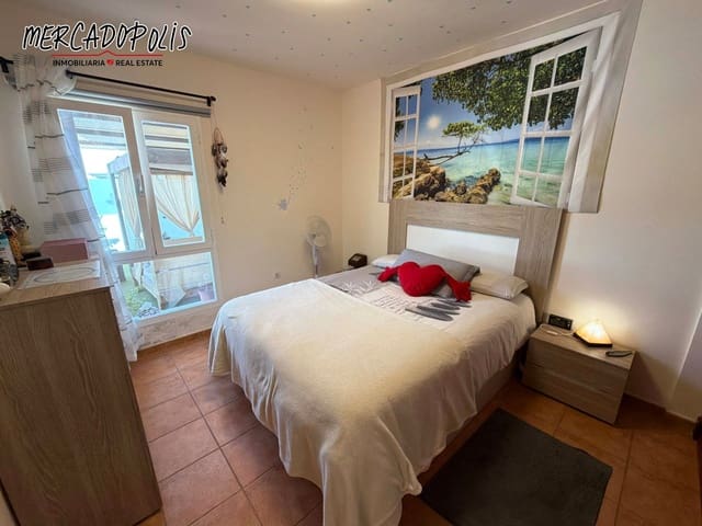 3 soverom Kjedet enebolig til salgs i Corralejo, La Oliva med garasje - € 415 000 (Ref: 9629620)