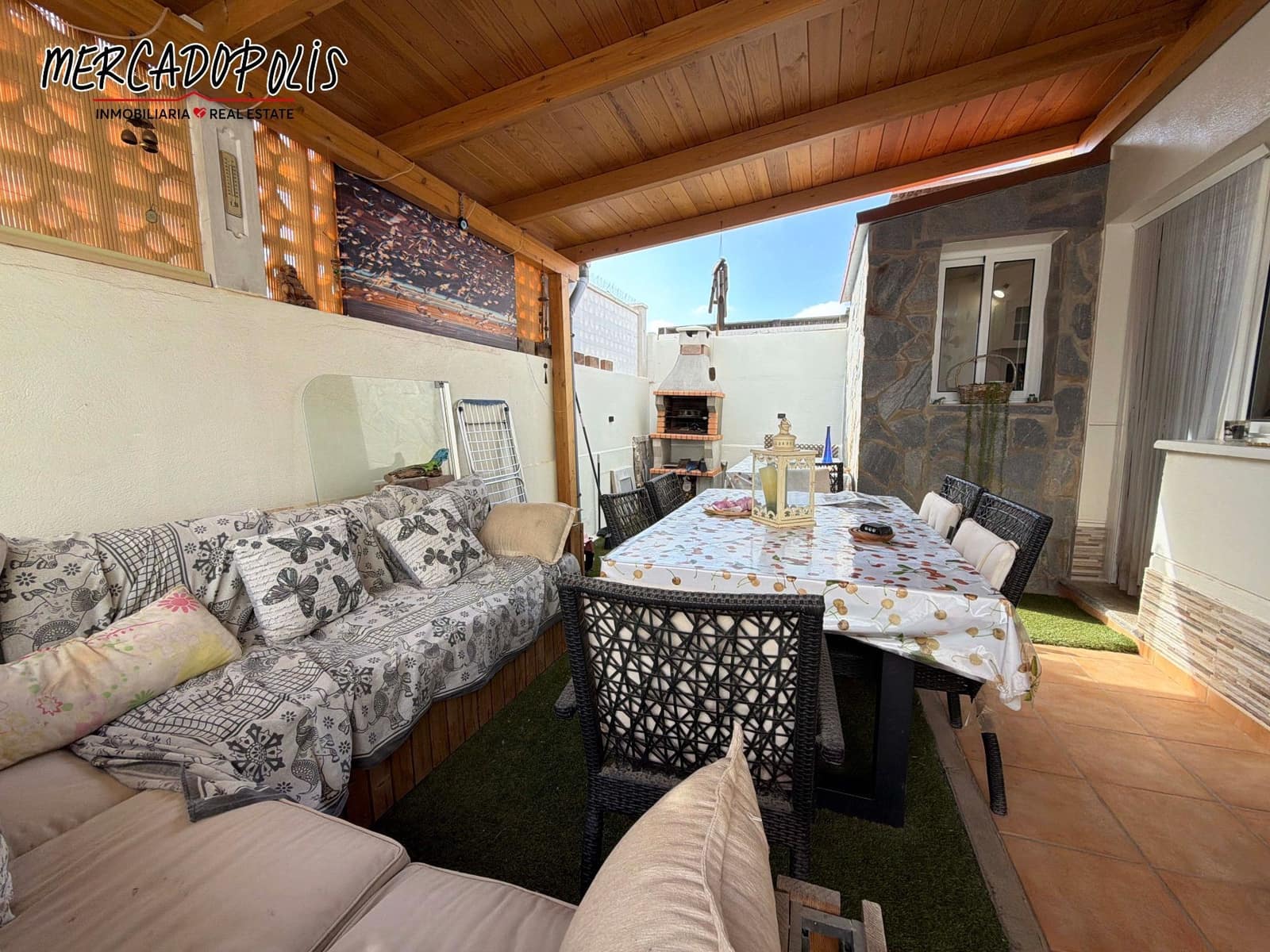 3 sovrum Semi-fristående Villa till salu i Corralejo med garage - 415 000 € (Ref: 9629620)