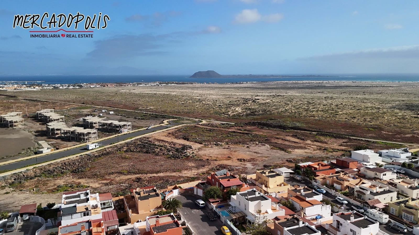 3 sovrum Semi-fristående Villa till salu i Corralejo med garage - 415 000 € (Ref: 9629620)