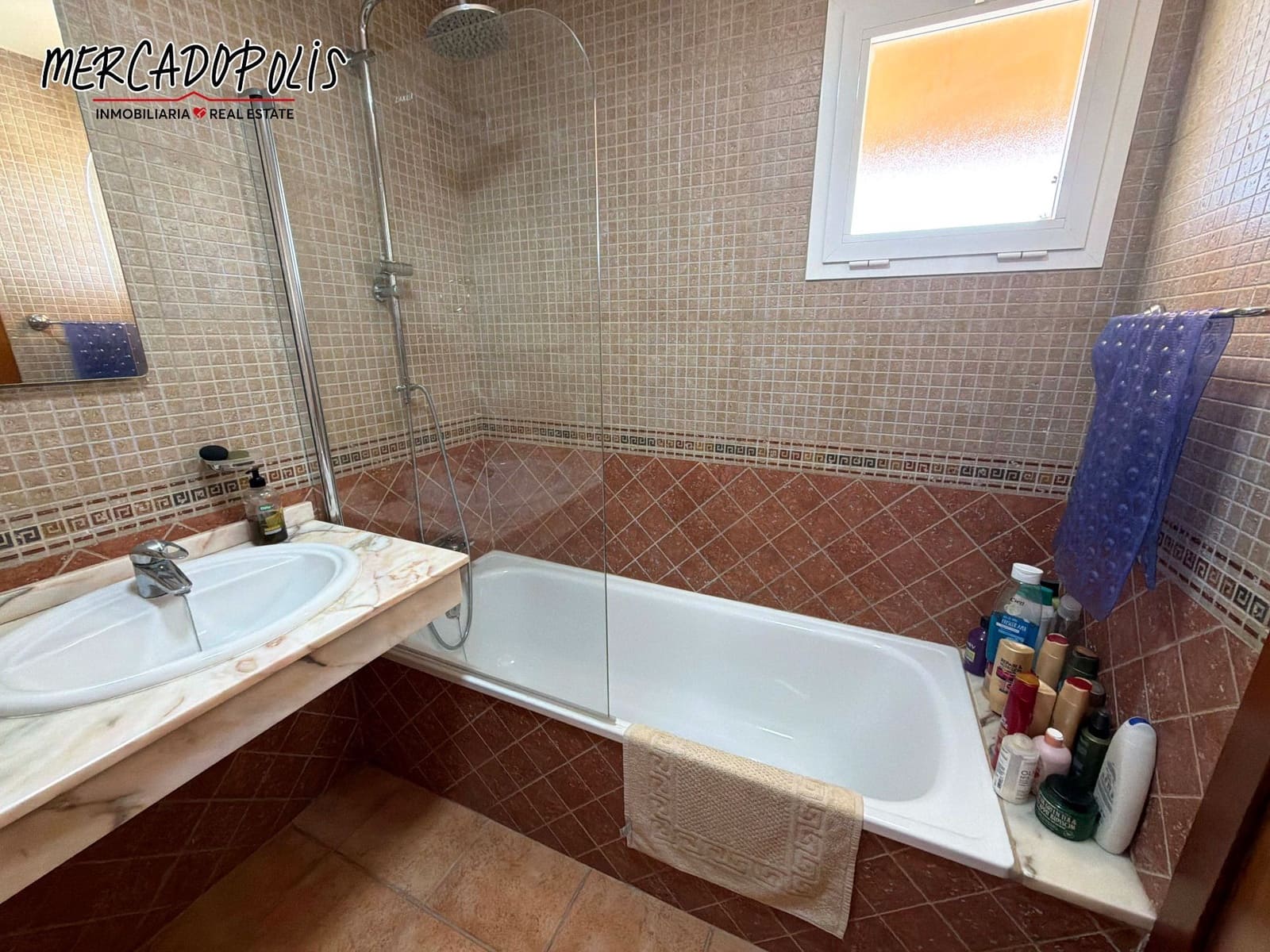 3 sovrum Semi-fristående Villa till salu i Corralejo med garage - 415 000 € (Ref: 9629620)