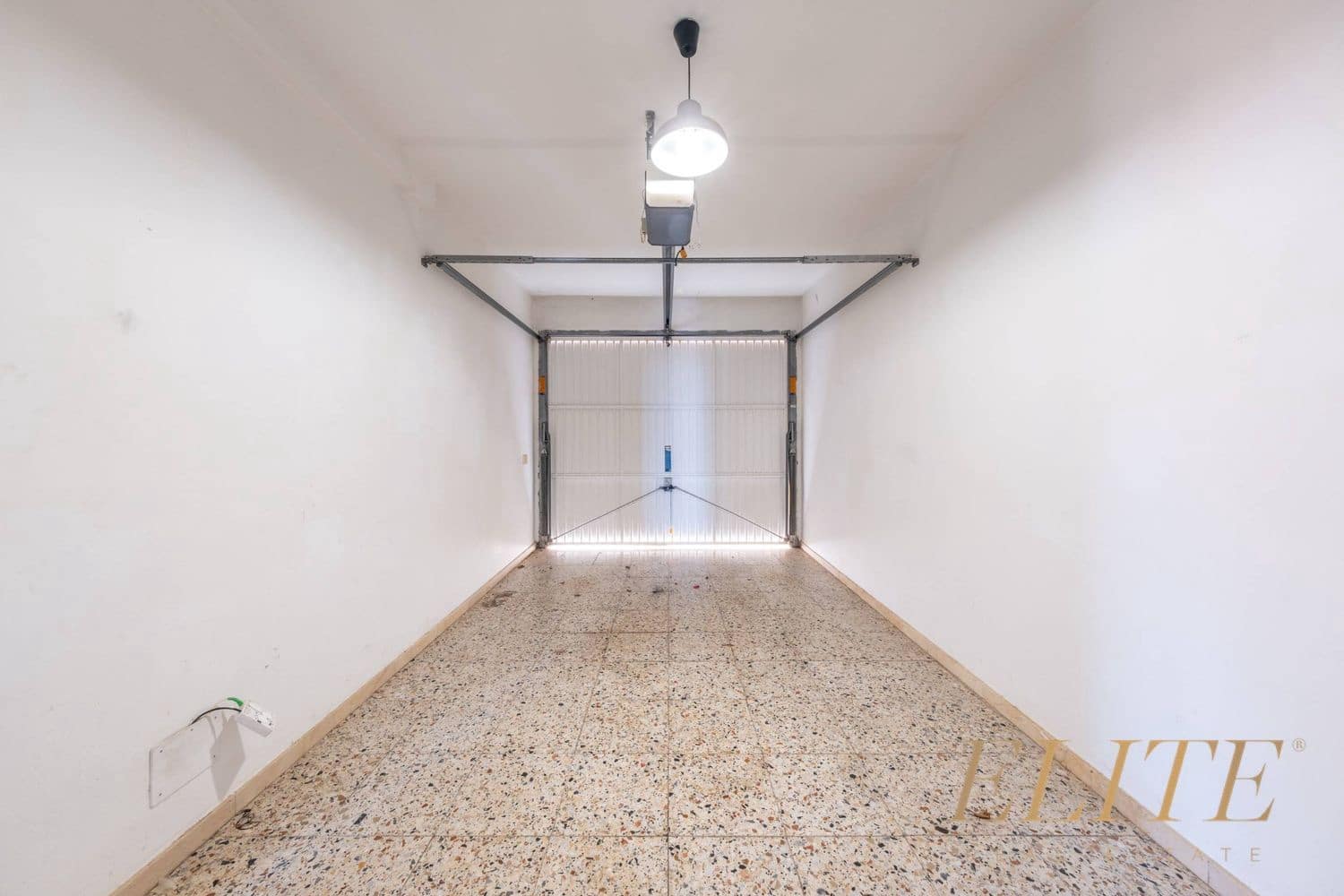 4 bedroom Townhouse for sale in Santa Brigida with garage - € 575,000 (Ref: 9586833)