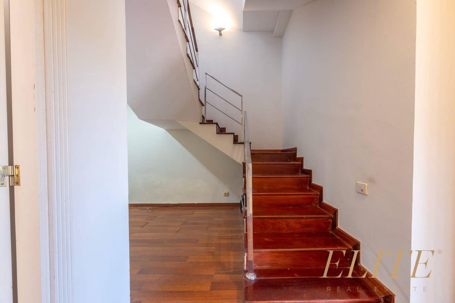 4 bedroom Townhouse for sale in Santa Brigida with garage - € 575,000 (Ref: 9586833)